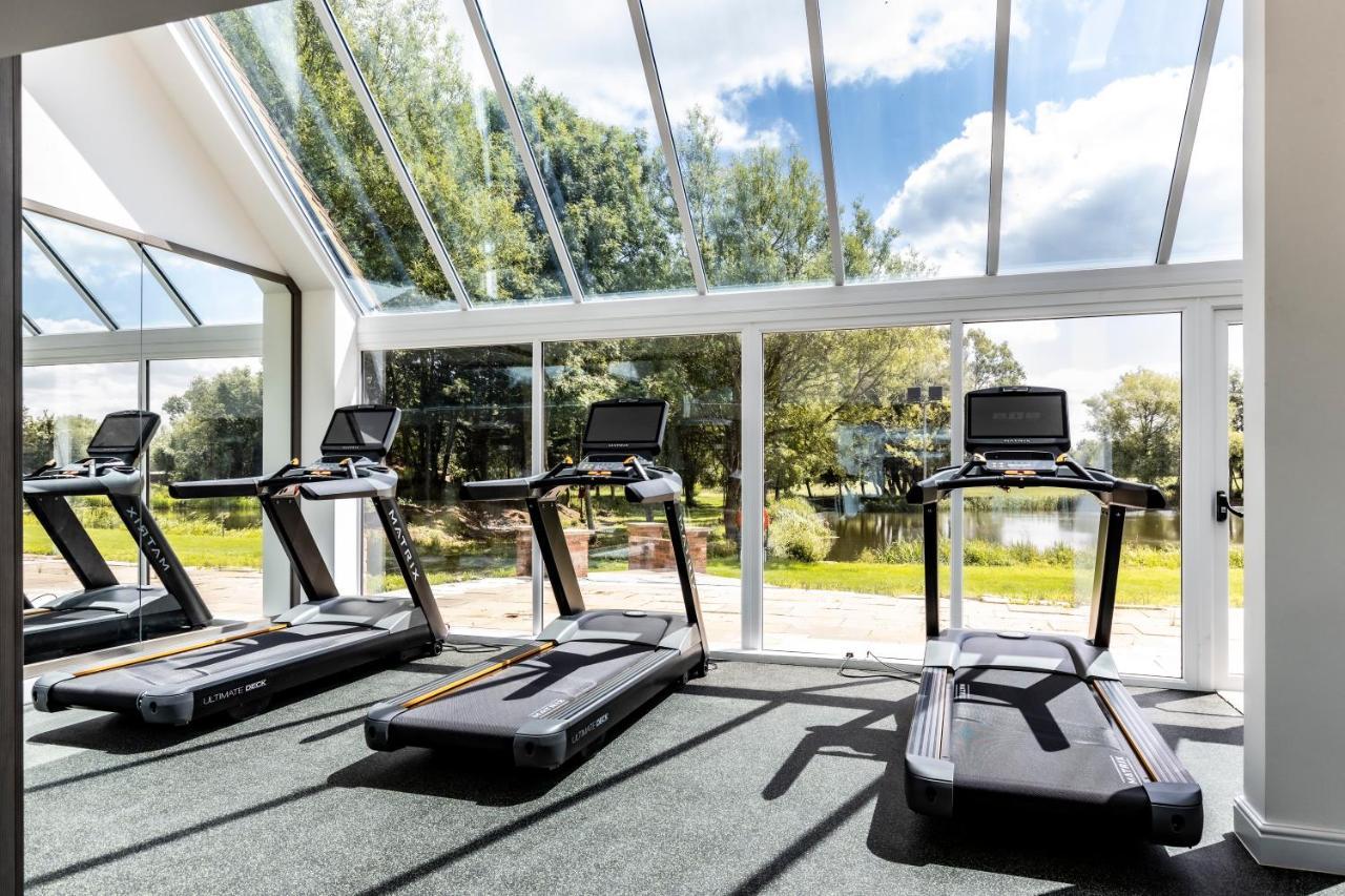 Kingfisher Hotel, Golf And Country Club Milton Keynes Zewnętrze zdjęcie